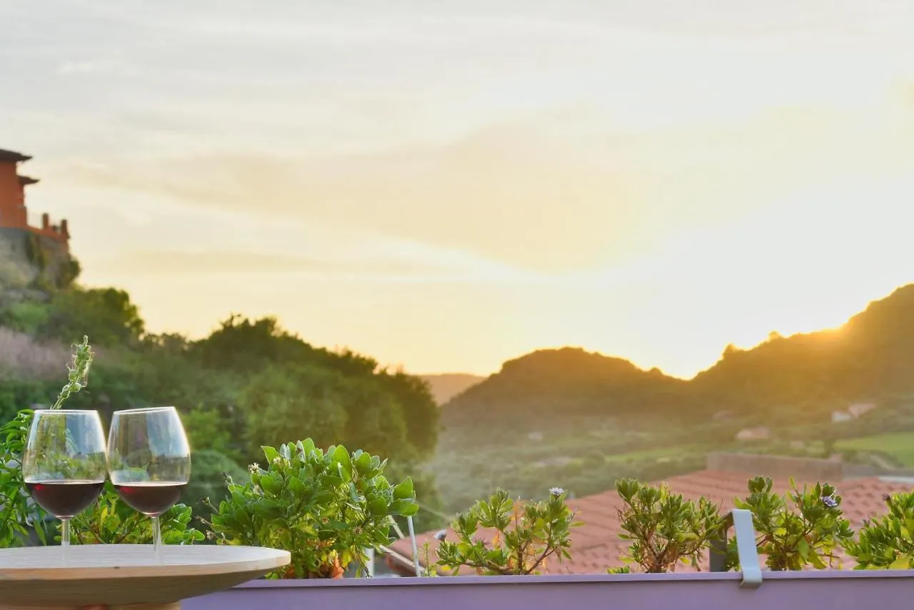 Arcu De Chelu B&B 모돌로